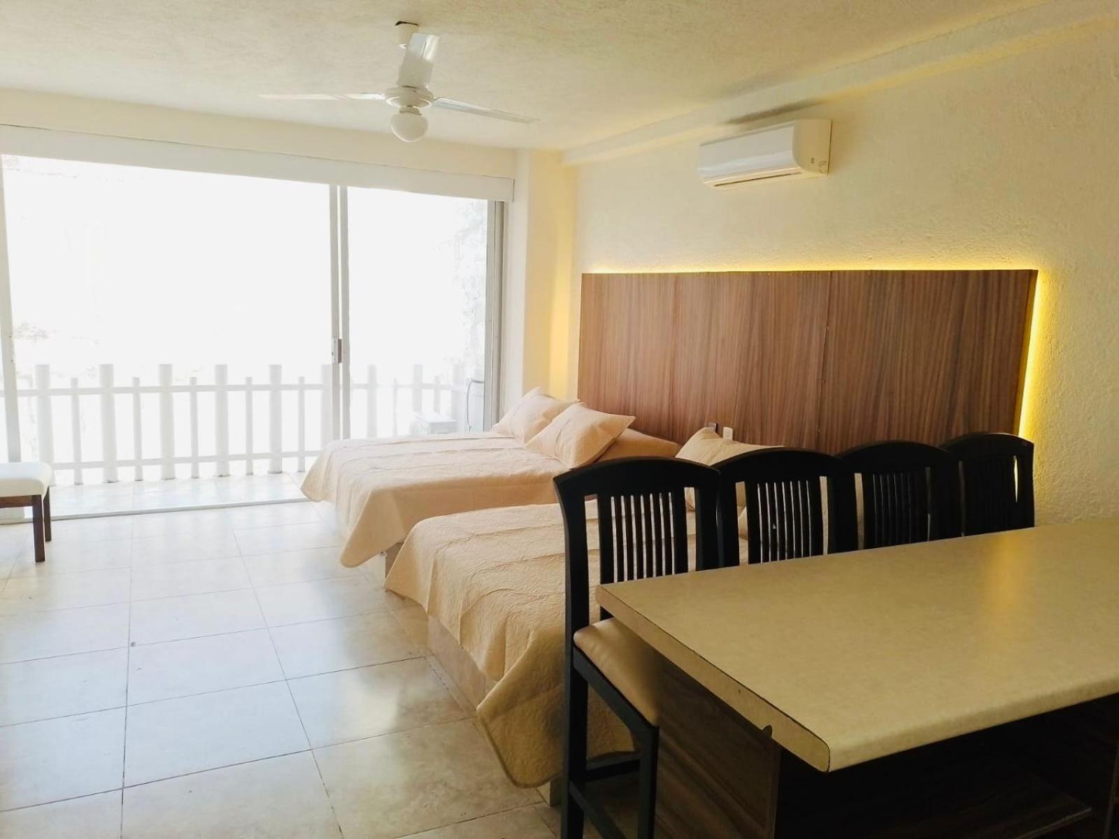 Acapulco Hotel Y Suites Mediterrane Exterior photo