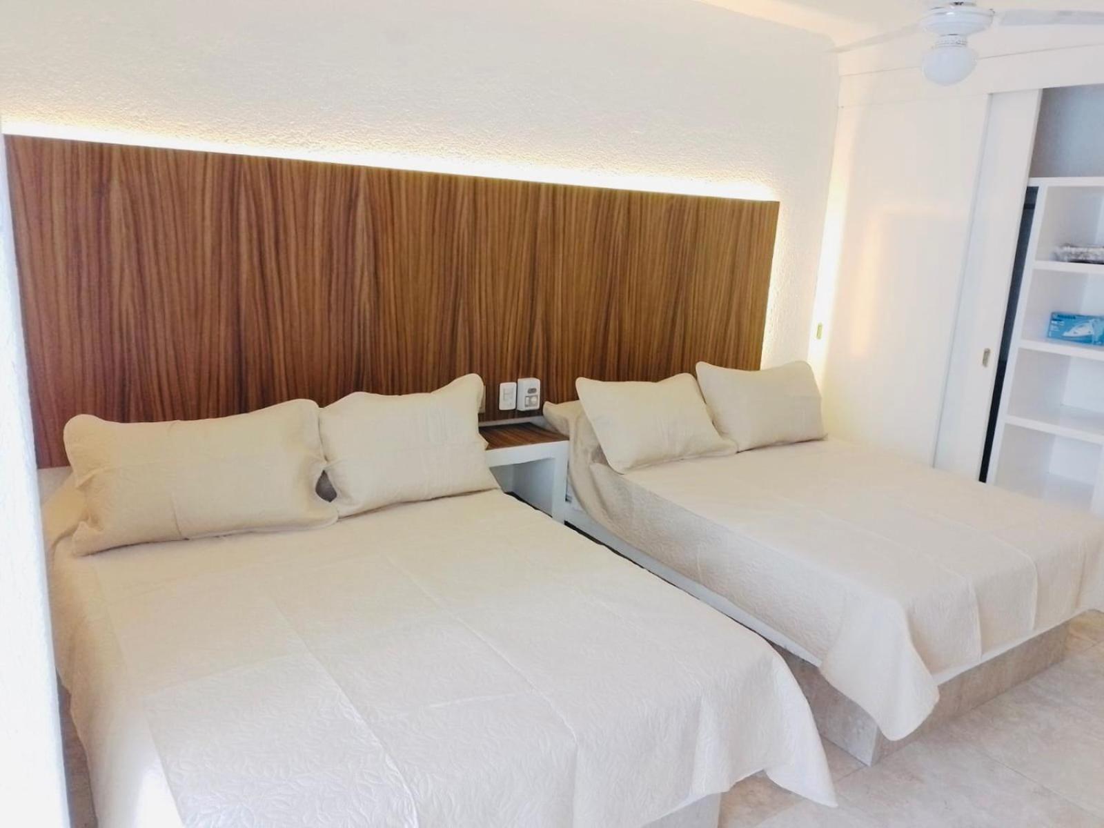 Acapulco Hotel Y Suites Mediterrane Exterior photo